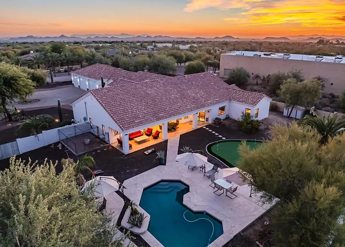 Luxury 6br Estate Heated Pool Games & Cave Creek