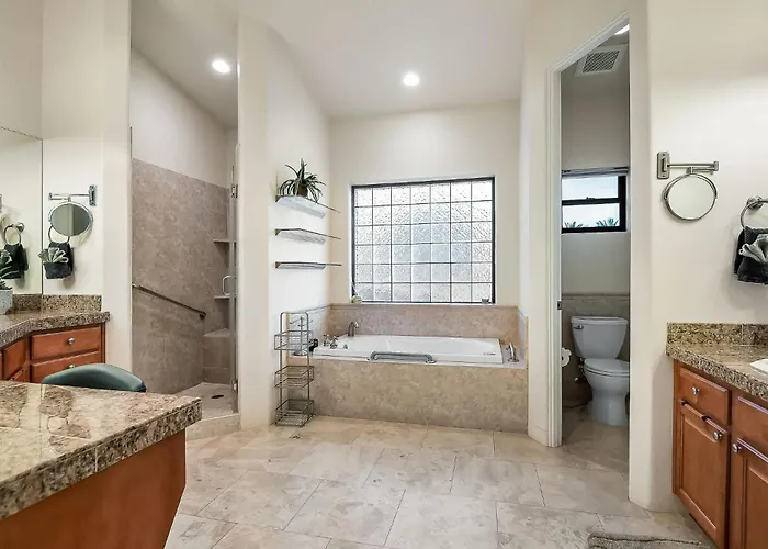 Dom wakacyjny Luxury 6br Estate Heated Pool Games &