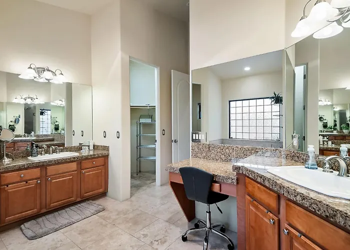 Luxury 6br Estate Heated Pool Games &