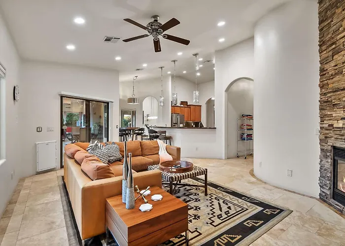 Dom wakacyjny Luxury 6br Estate Heated Pool Games & *